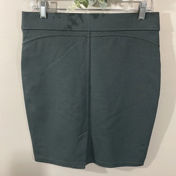NWOT LIVERPOOL Jeans Company Stretch Ponte Pull On Pencil Skirt Dark Spruce 4 - Picture 5 of 14